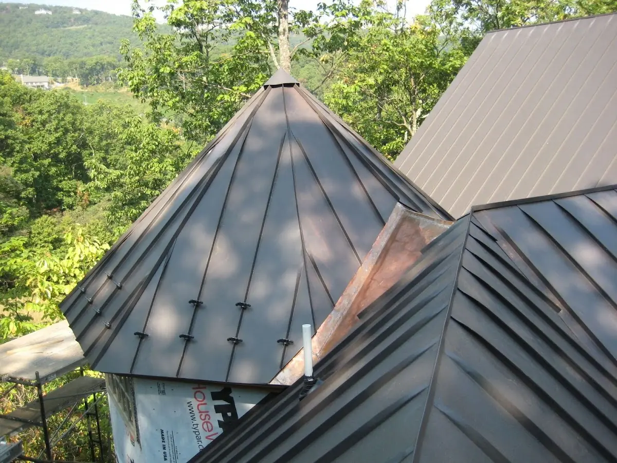 Professional Shingle Replacement & Repair by Craftsman Roofing in Waimalu